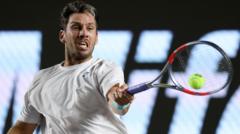 Shapovalov's Championship Defense Derails Norrie's Mexican Breakthrough