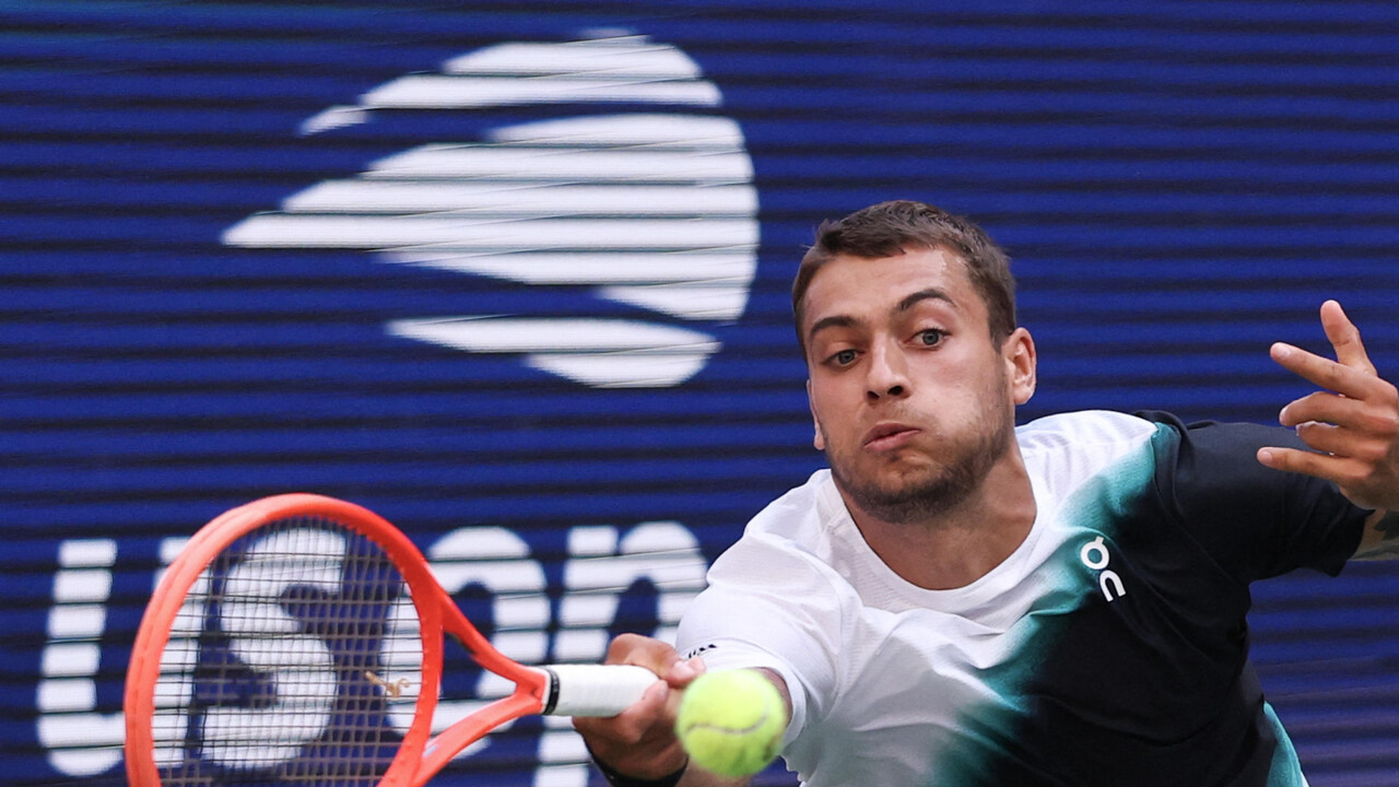US Open, il crollo di Cobolli regala il passaggio a Blockx negli ottavi di finale