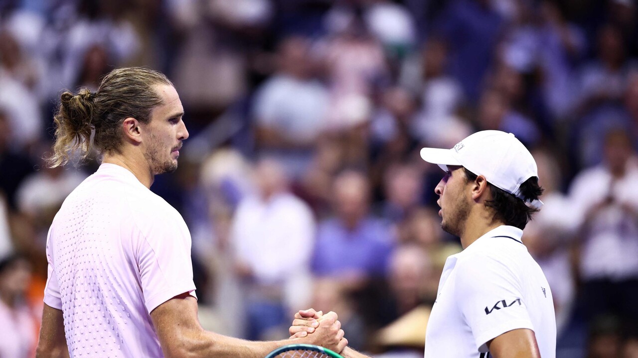 Zverev stacca il biglietto per i quarti di Flushing Meadows: travolto Darderi in tre set
