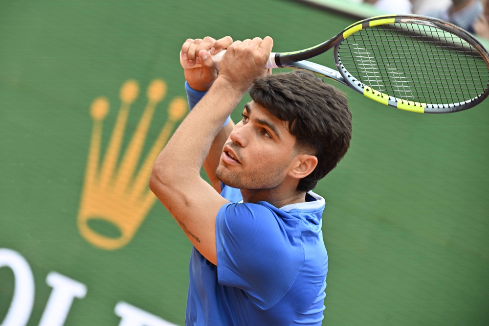 Alcaraz nel limbo: lo spettro dell'infortunio al polso minaccia la difesa del titolo agli US Open
