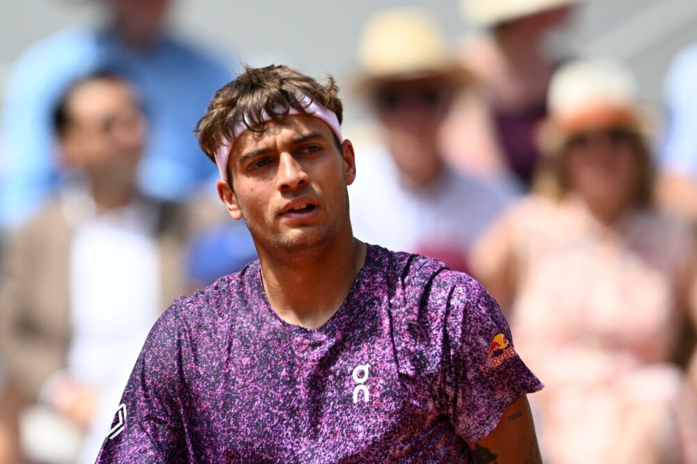 Cobolli tra ambizioni e ostacoli: il tennista romano spiega il crollo di Montreal