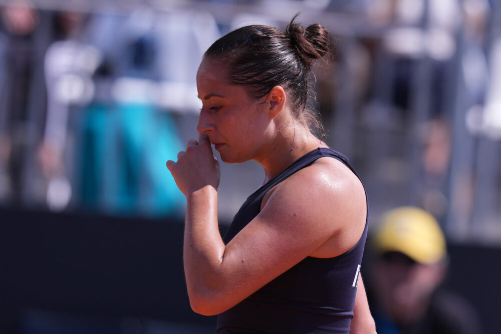Cocciaretto costretta allo stop: il tennis italiano conta un nuovo infortunio nella stagione 2026