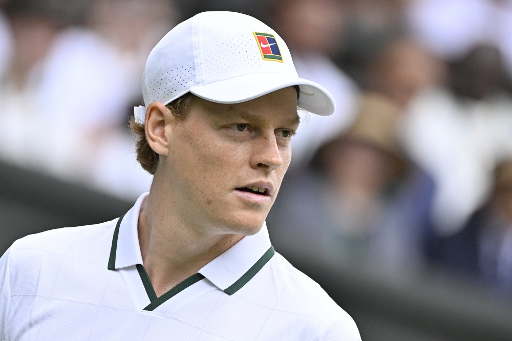 Sinner a Wimbledon 2026: Ambesi analizza i segnali preoccupanti e difende il campione dai giudizi affrettati