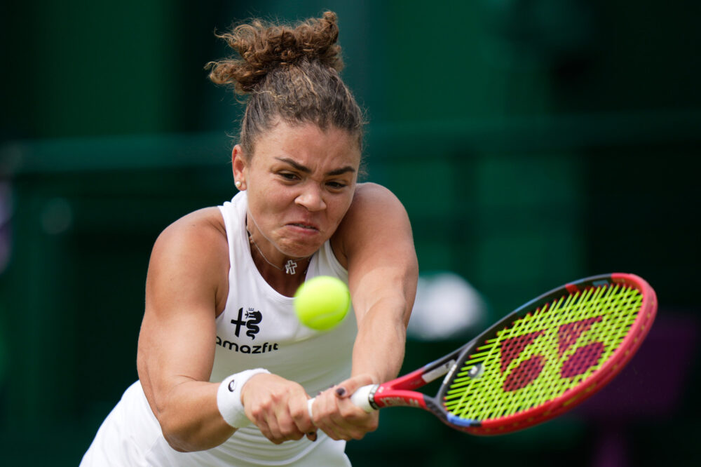 Paolini nel caos a Wimbledon 2026: Golubic la mette subito in difficoltà, l'azzurra insegue