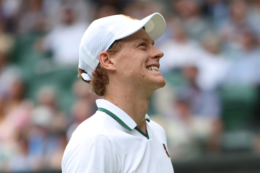 Domenica di fuoco a Wimbledon 2026: Sinner sfida Mochizuki mentre i numeri uno dominano il Centre Court