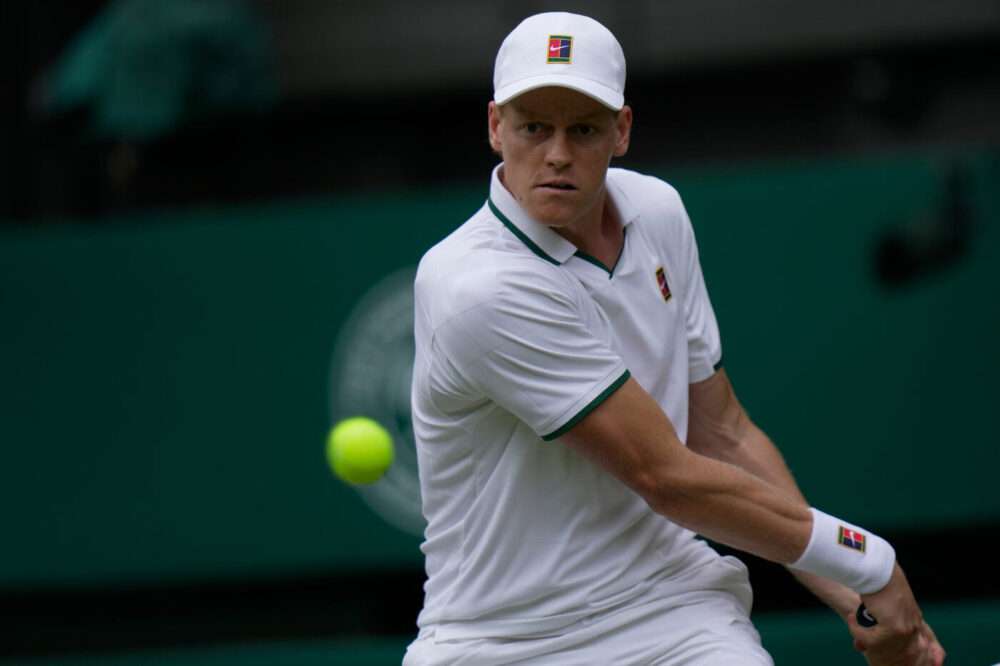 Sinner a Wimbledon: il campione del mondo in cerca della scintilla perduta dopo il trauma parigino