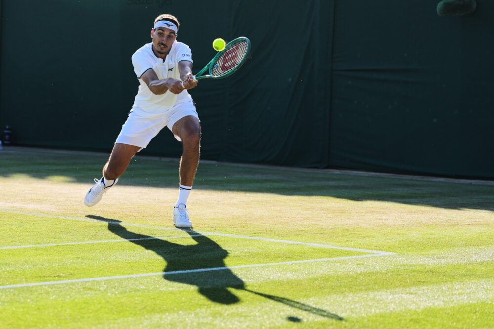 Fritz domina Sonego a Wimbledon: l'azzurro cede in quattro set e dice addio al torneo