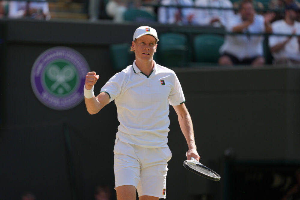 Sinner sfida Zverev per il bis a Wimbledon: la finale sull'erba di Church Road