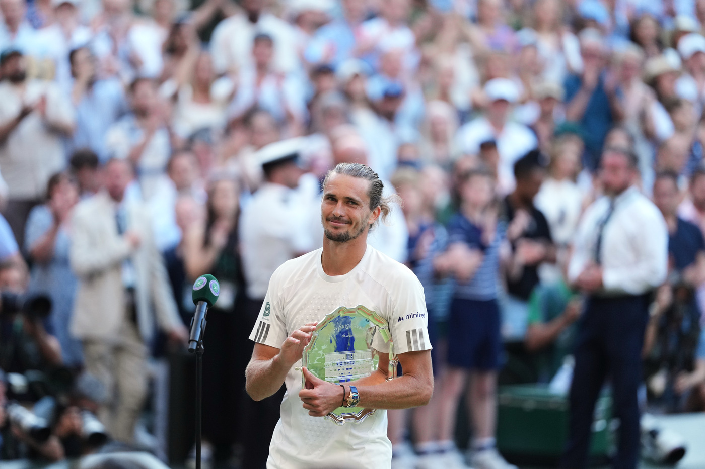 Zverev e la sfida a Sinner: il tedesco riconosce la supremazia dell'italiano a Wimbledon