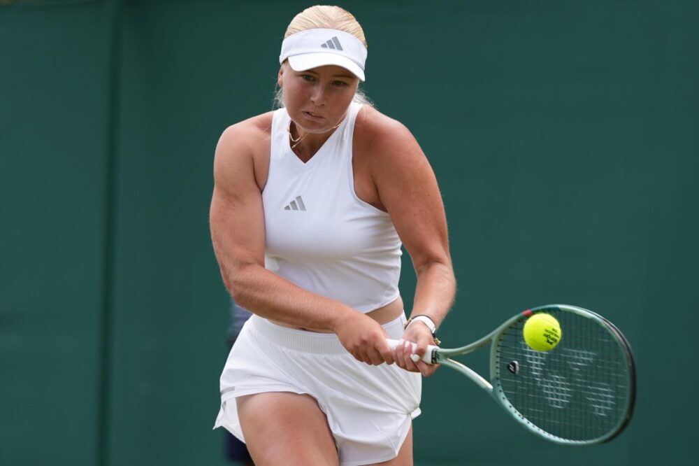 Ad Atene il tennis femminile decolla: Tauson e Krejcikova dominano la scena nel torneo greco