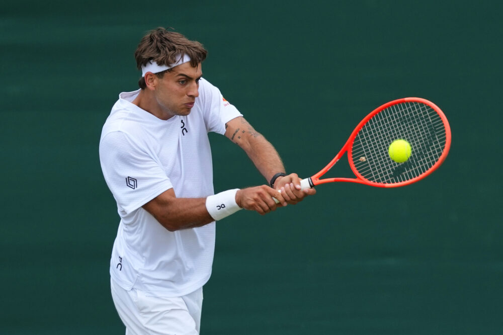 L'Italia non vuole fermarsi: Paolini e Cobolli cercano l'impresa nei quarti di Wimbledon