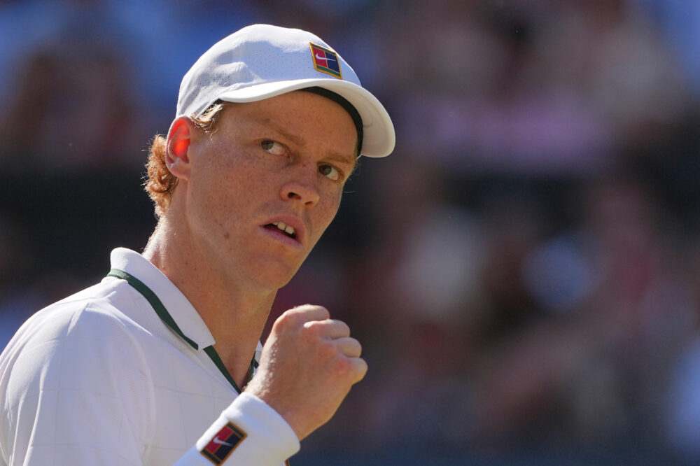 Quando l'informazione diventa ossessione: il caso Sinner e il racconto del tennis che ha perso misura