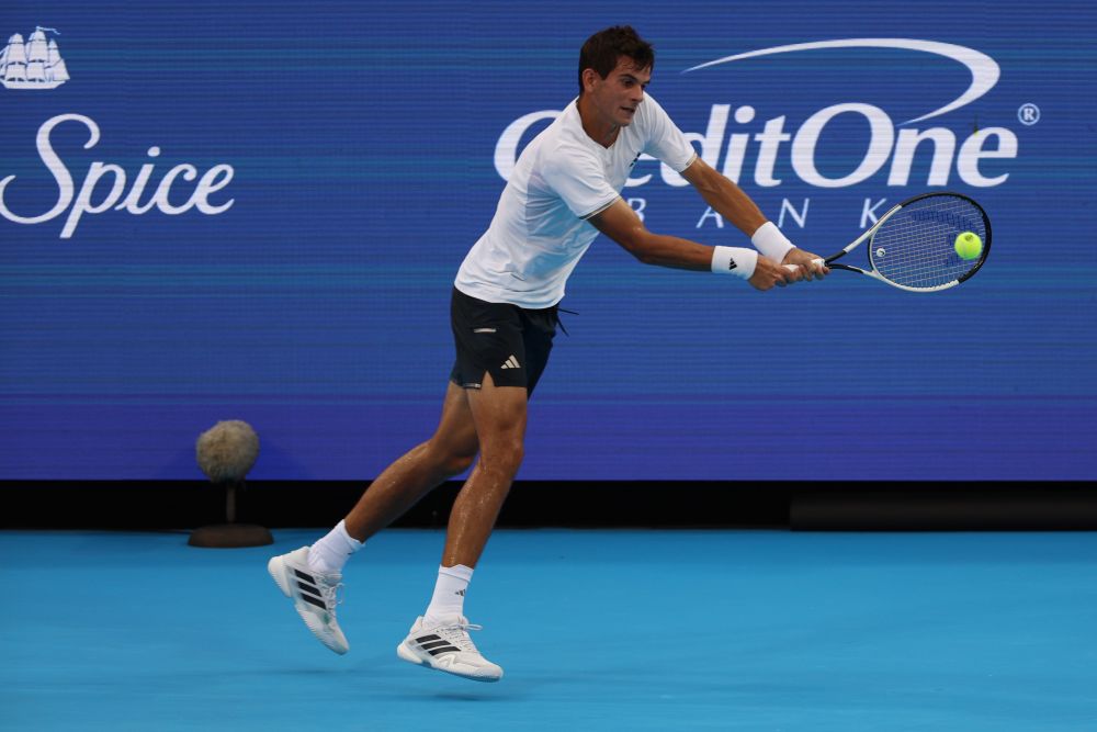 Cincinnati 2026: il dramma di Shapovalov contro Jodar, tra lacci rotti e rimonte impossibili