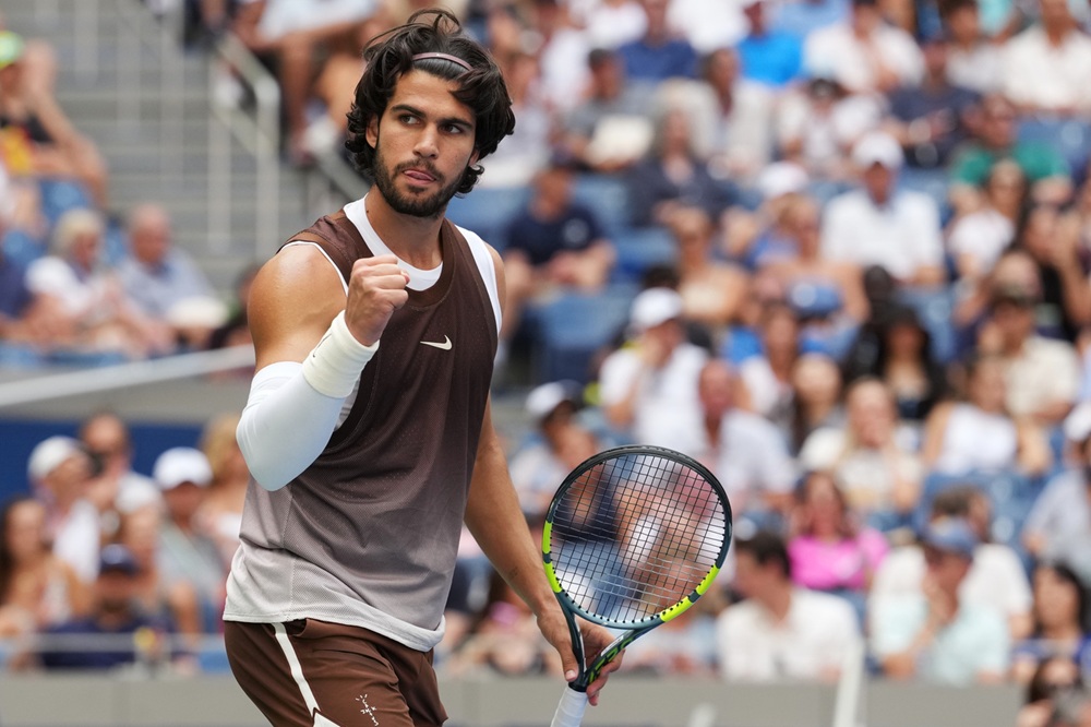Alcaraz travolge Wu agli US Open e vola agli ottavi: lo spagnolo non lascia scampo al cinese