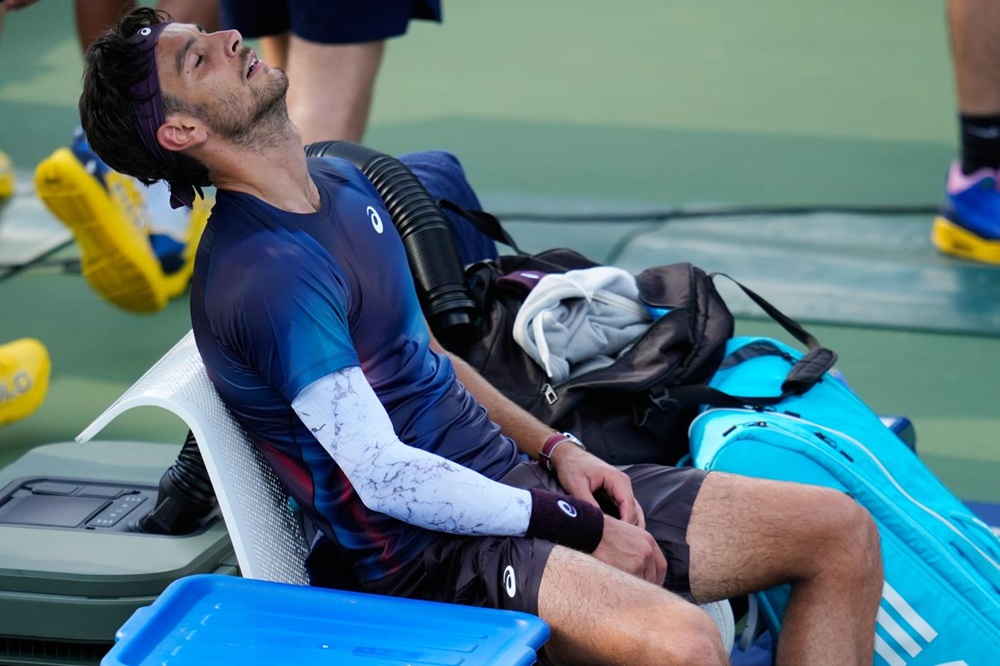 Il crollo di Musetti agli US Open: quando il corpo tradisce il campione