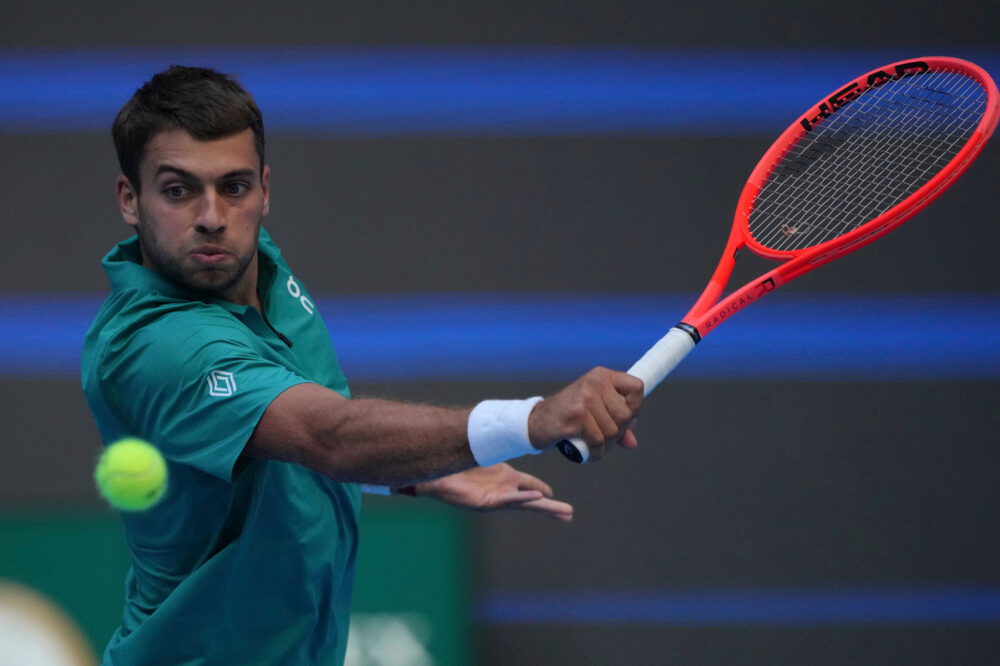 Mannarino arresta la rimonta di Cobolli a Shanghai: il tennista romano continua il suo momento difficile