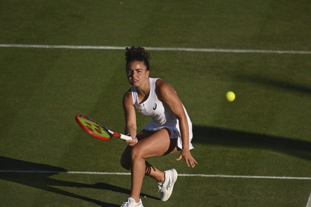 Paolini riscopre la fiducia a Londra: dalla sconfitta al riscatto, il tennis azzurro riparte dalla resilienza