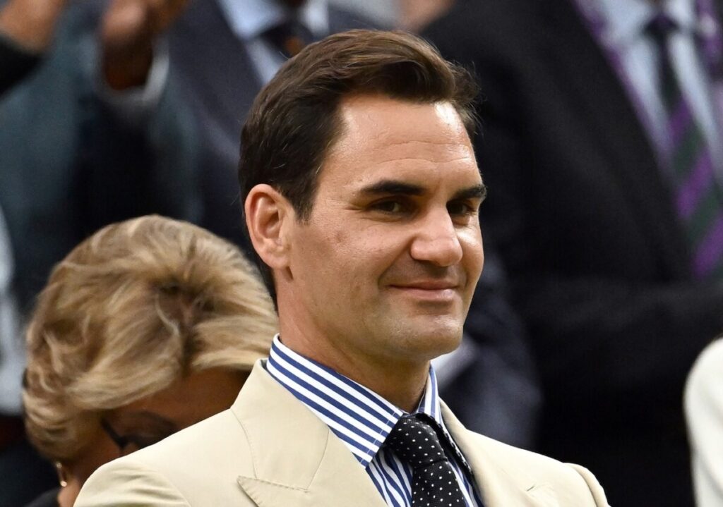 Federer torna a Wimbledon: l'eleganza svizzera illumina di nuovo il Royal Box