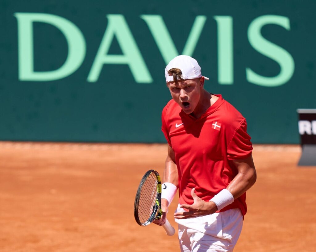 Il ritorno del fenomeno danese: Rune ritrova la vittoria dopo quasi un anno di assenza