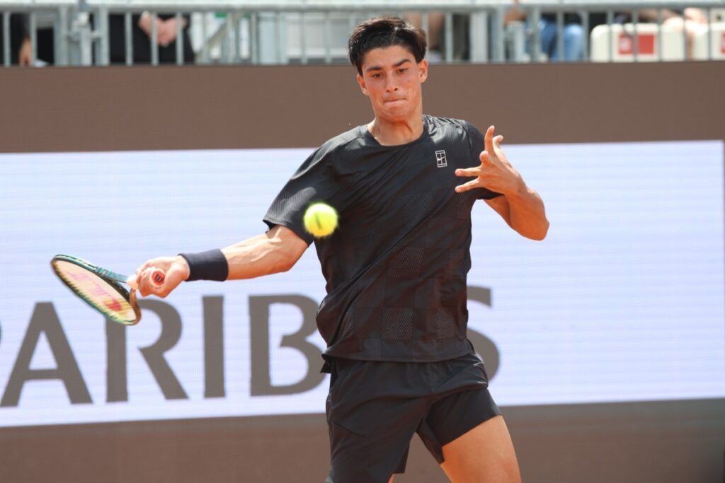 Kitzbühel, Cinà eliminato al debutto: l'argentino Diaz Acosta rimonta e avanza