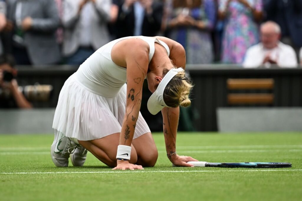 La caduta di Vondrousova: come il rifiuto di un controllo antidoping ha spezzato una carriera in ascesa