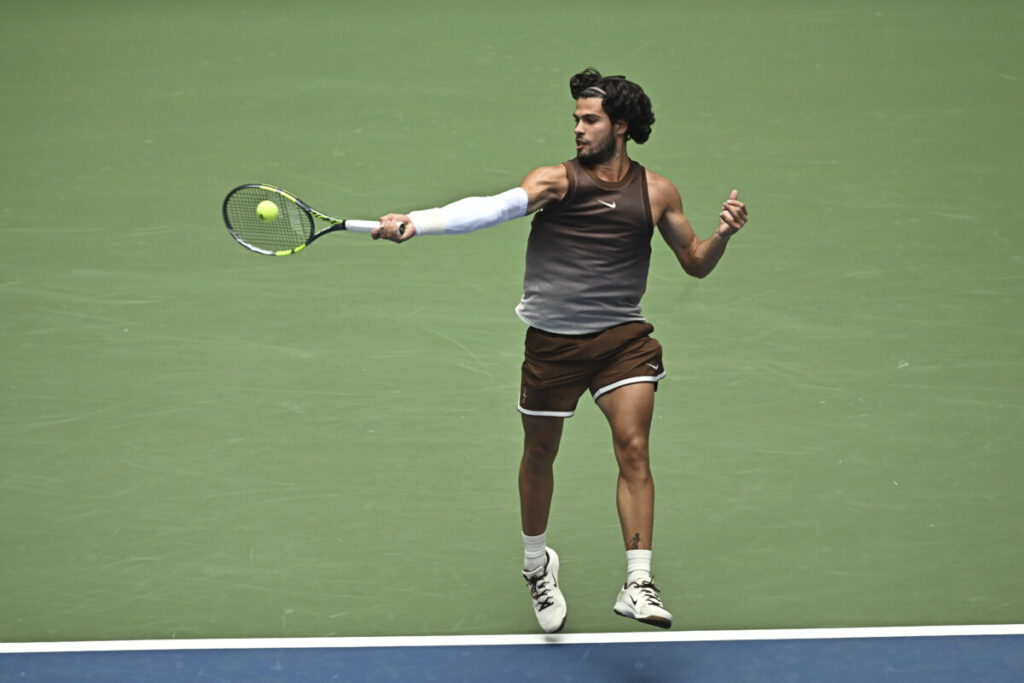 Alcaraz difende l'identità dello Slam: «I cinque set sono l'anima della storia del tennis»