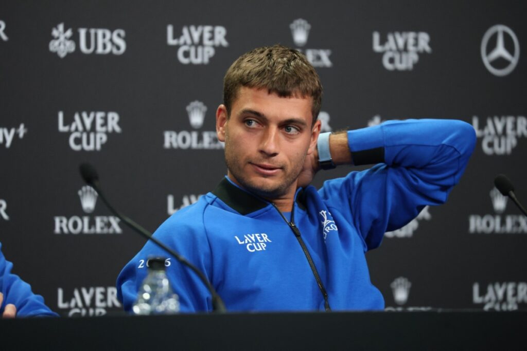 Quando la sconfitta diventa pretesto per l'odio: il caso Cobolli e il dramma dei social nel tennis moderno
