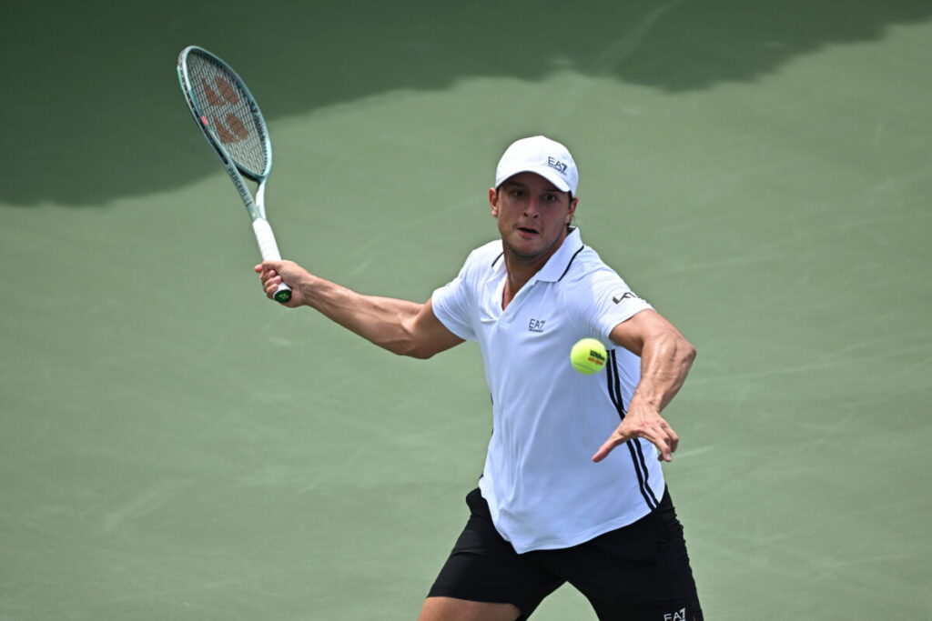 Zverev domina agli ottavi dello US Open: Darderi si arrende in tre set al numero uno del seeding
