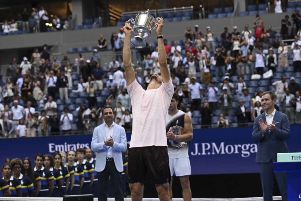 Zverev conquista il cielo di New York: la consacrazione del campione tedesco che sfida i limiti