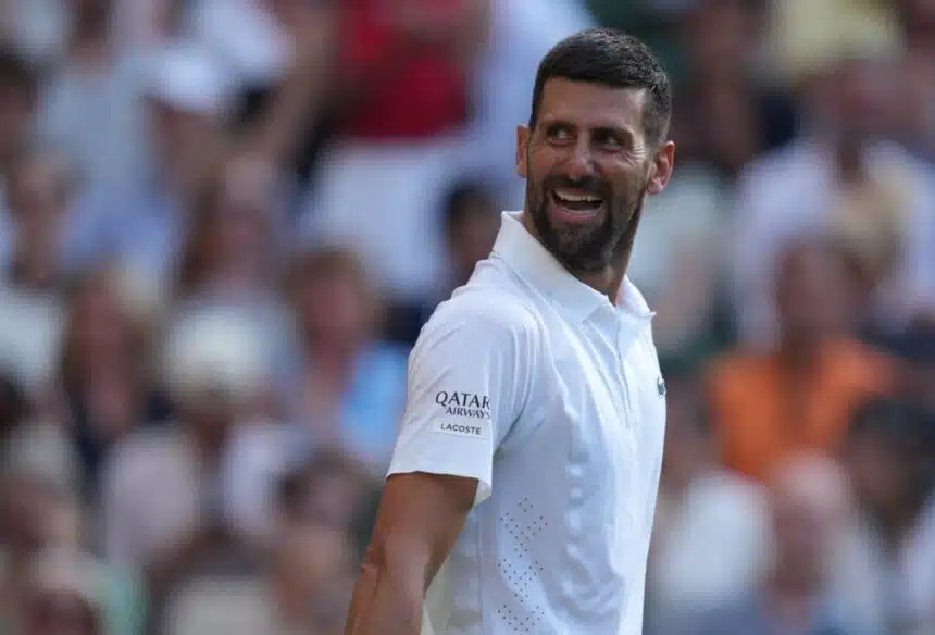 Djokovic sfida i limiti del tempo a Wimbledon: una battaglia epica contro Auger-Aliassime che riscrive la storia