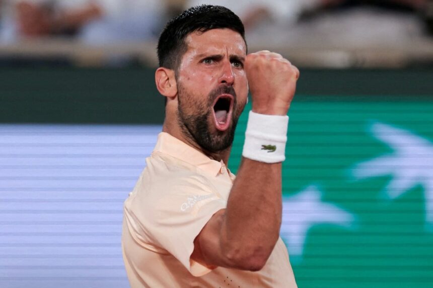 Djokovic domina Tsitsipas a Wimbledon: il serbo avanza senza difficoltà, il greco attraversa un momento difficile
