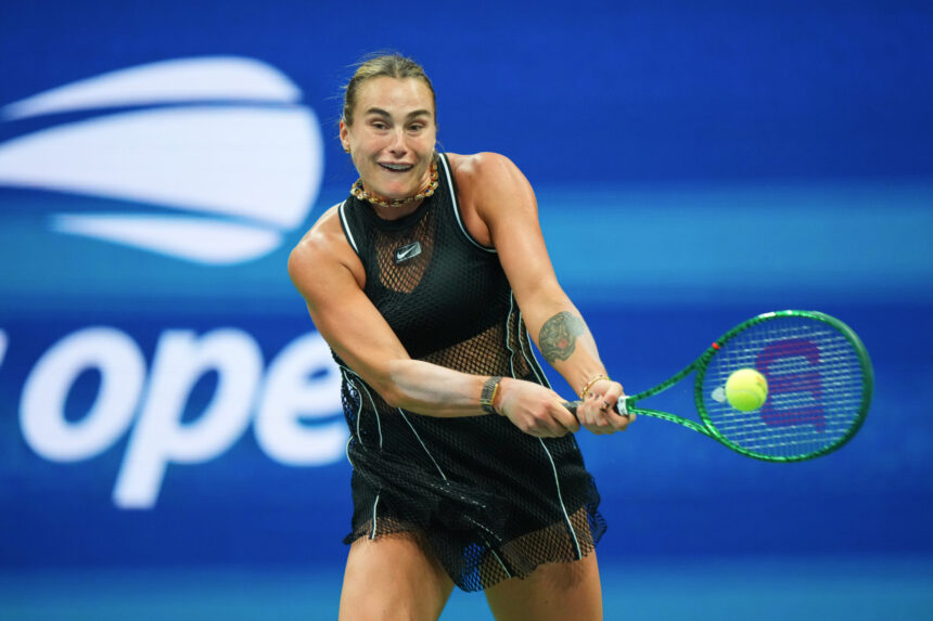 Sabalenka supera le difficoltà al servizio e vola verso i quarti: il sogno del tris agli US Open continua
