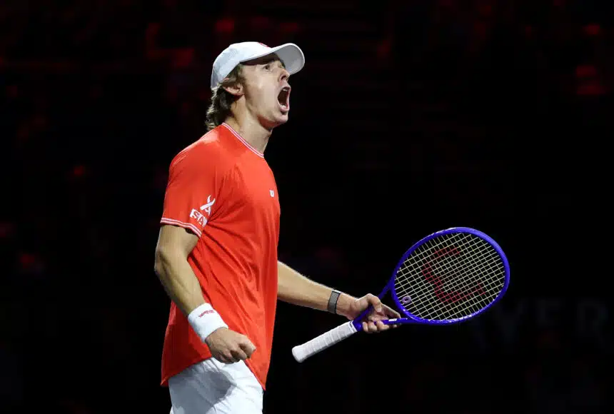 De Minaur ritrova fiducia nella dimensione collettiva: il tennis di squadra come trampolino verso il finale di stagione